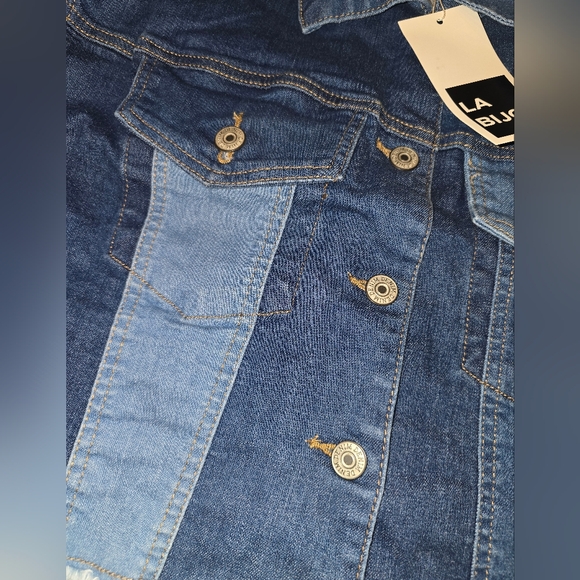 LABIJOU Mulri-tone Patch Crop Raw Hem Denim Jacket Small Boutique NWT - Picture 3 of 13